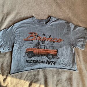 Ford Bronco Gray and Orange Cropped Graphic T-Shirt Size Women’s Medium